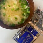 おすし屋さんのみそ汁 ダイソー 本格的な、かに出汁の味噌汁。