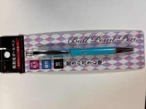 低粘度油性ボールペン ワッツ オススメできる100均のボールペン