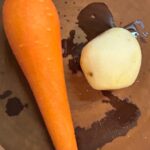 野菜の皮むきスポンジ Can Do（キャンドゥ） 擦るだけで野菜の皮が剥ける
