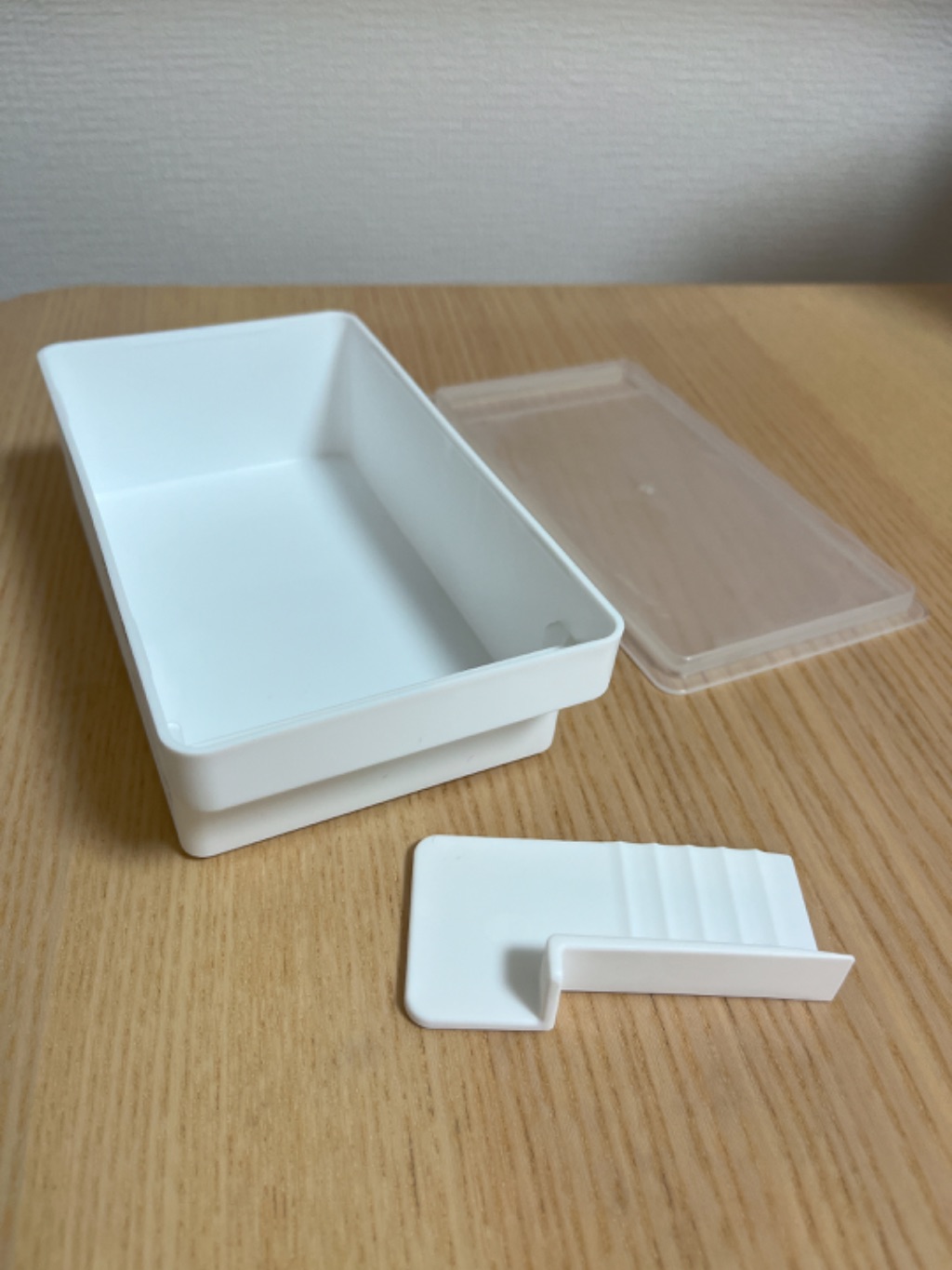 バターケース ダイソー バターが切れるバターカッター付き!