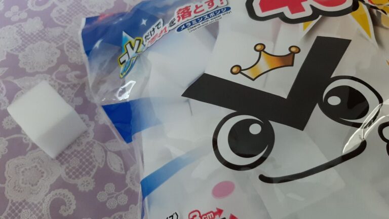 メラミンスポンジの100均売り場・口コミ写真