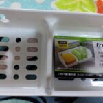 たわし入れ 吸盤付き ワッツ 110円 ワッツ 普通サイズのスポンジもしくはたわしが二個入る