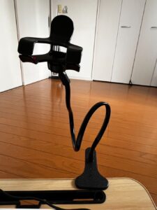 PC作業を見ながら、PCデスクに設置でき…