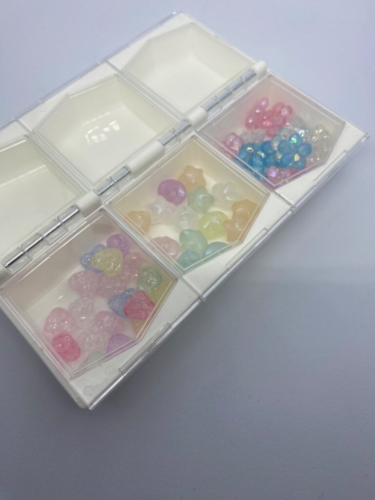 ビーズケース ダイソー カチッとしまって安心