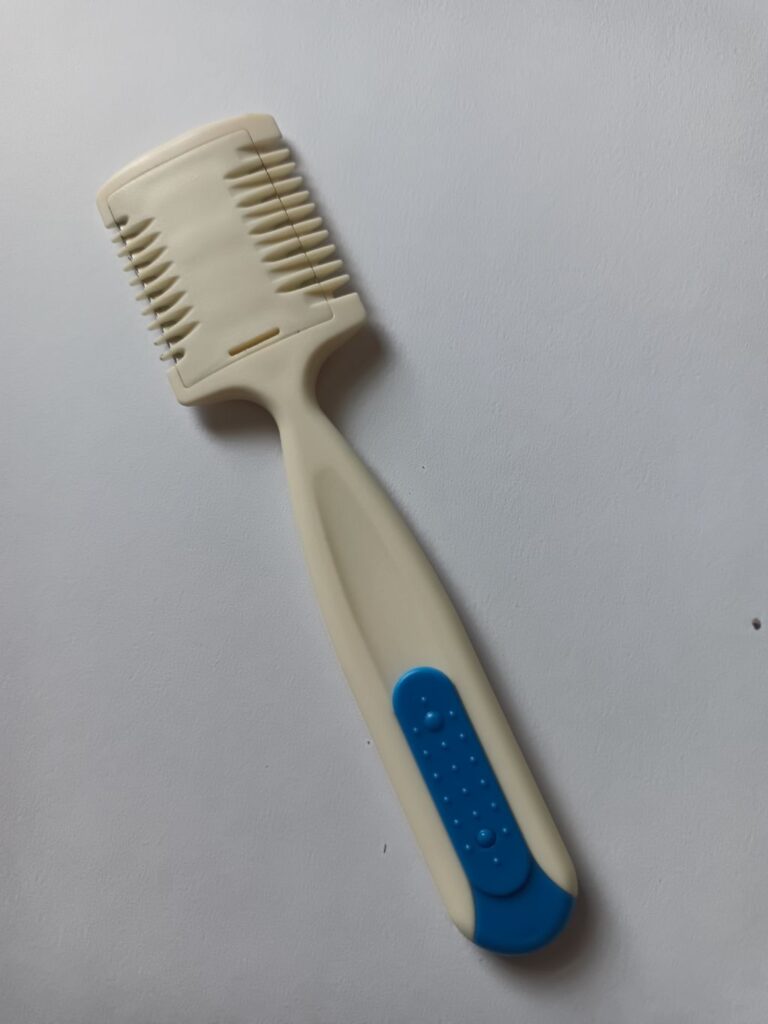 ヘアカッター セリア セルフカットの必需品