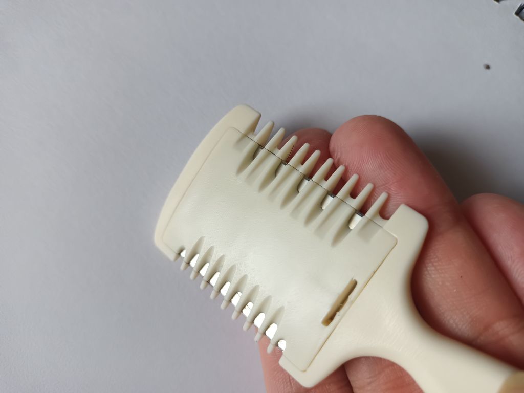 ヘアカッター セリア セルフカットの必需品