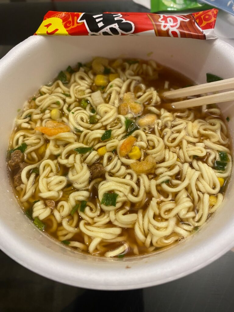 懐かしのこんがり焦がし醤油ラーメン Can Do（キャンドゥ） 焦がし醤油と鶏ガラのスープが美味しい