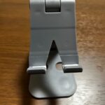 折りたたみ式スマホスタンド ダイソー 安定してスマホを立てられるスマホスタンドを購入