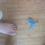 洗濯用のハサミ ダイソー 結構大きな衣類でも止めることができる。