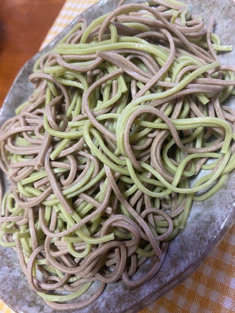 茶蕎麦 ダイソー 抹茶の香りがそばと合う