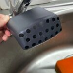 蛇口に掛けるスポンジポケット ダイソー 食器用スポンジを置くスポンジ置きが欲しくて購入