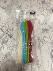 ピクニック用の使い捨てスプーンとして