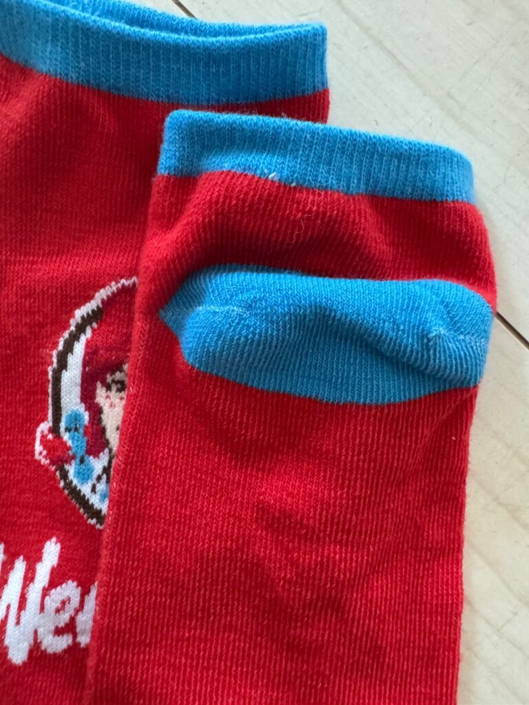 Wendy’s 靴下 ダイソー 縁日の景品で購入
