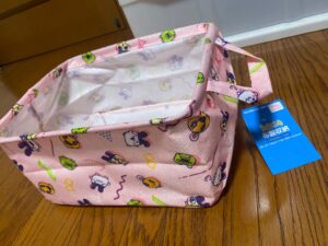 上部に金属のパーツ入りで頑丈