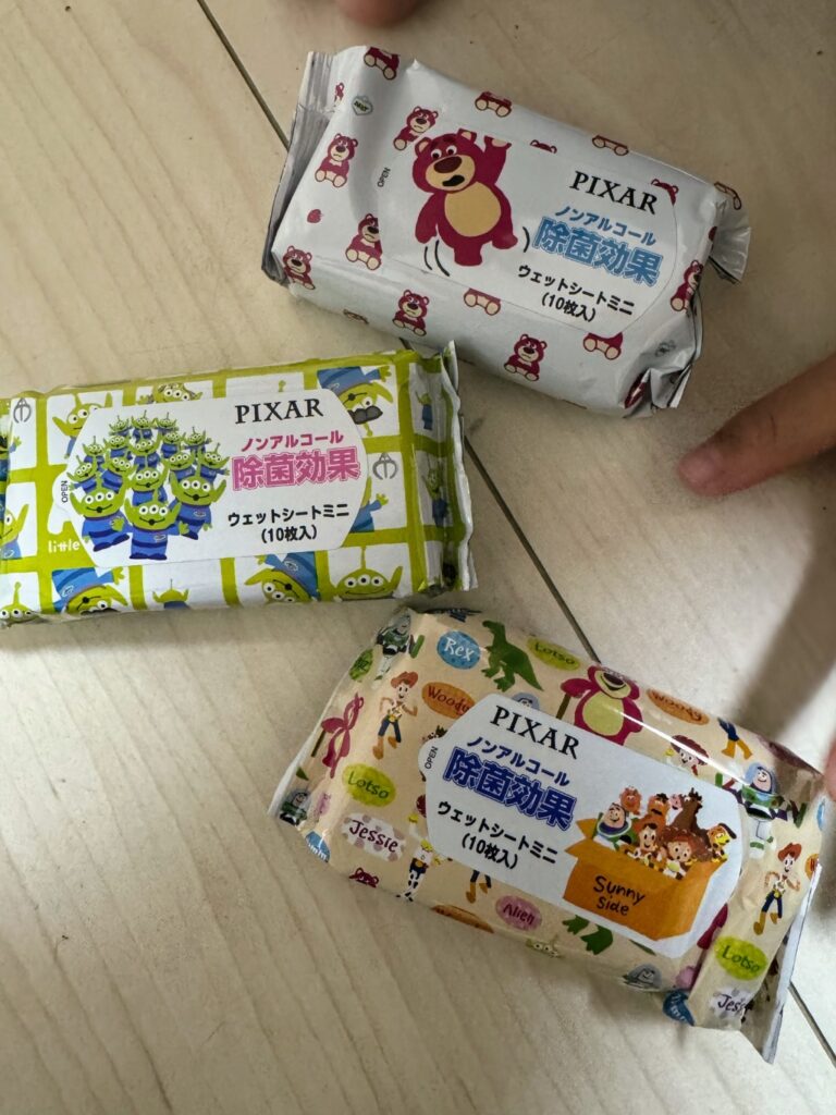 ウエットシートミニ セリア 小さいのが欲しくて購入