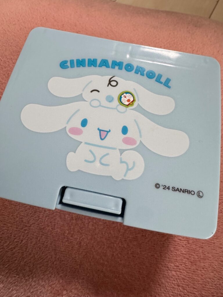 シナモロール　小物入れ セリア 使いやすそうなので購入