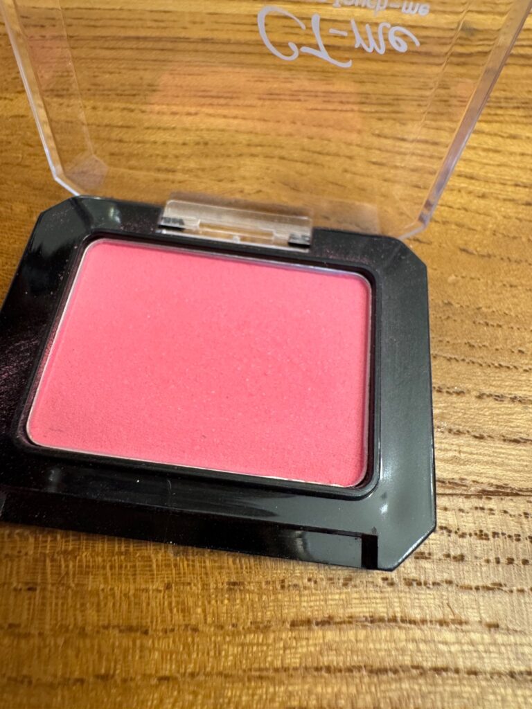 チーク Can Do（キャンドゥ） 子供のメイク用に購入