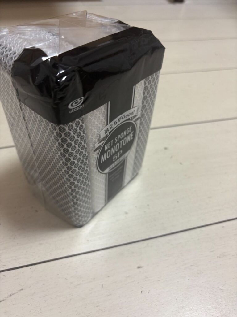 ネットスポンジ５Ｐ　モノトーン Can Do（キャンドゥ） 台所用スポンジとして重宝！モノトーンで統一されたキッチンにも！！