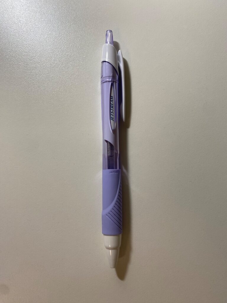 ボールペン セリア 書くために使用