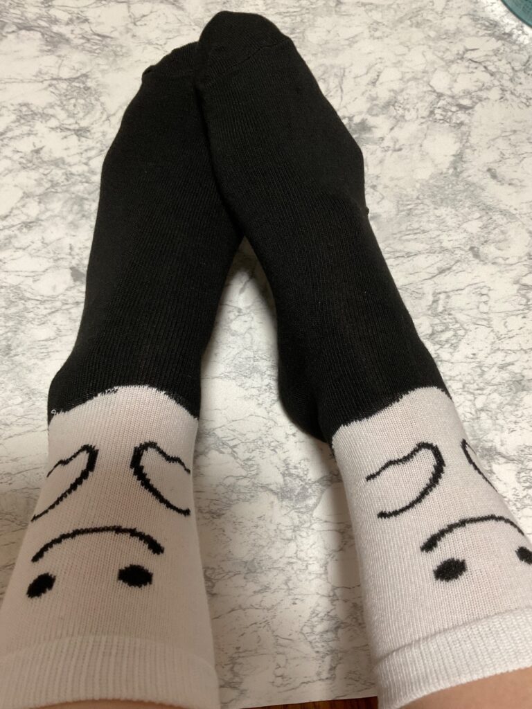 大人用靴下（おばけ）22〜24cm ダイソー 小学生の子供のハロウィンに