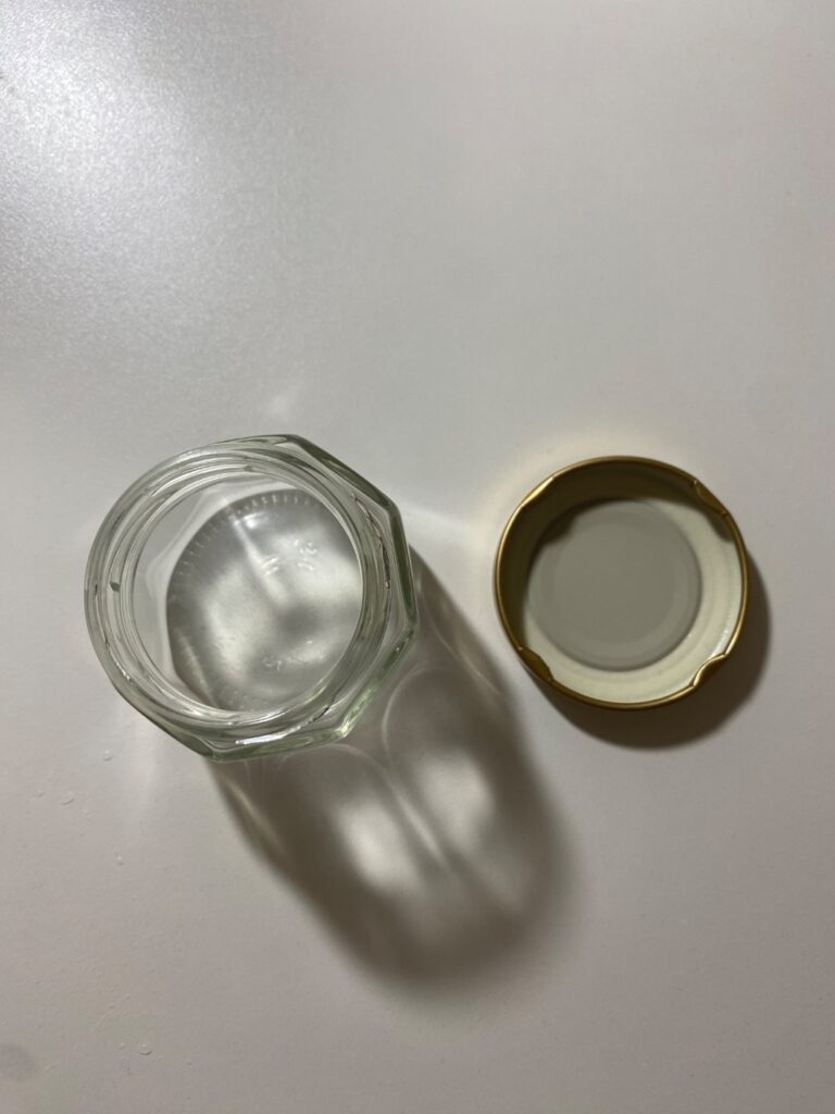 瓶 セリア マルチに使える瓶