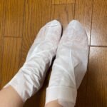 足先しっとりフットマスクパック ダイソー ウケるけどやらないよりマシ。笑