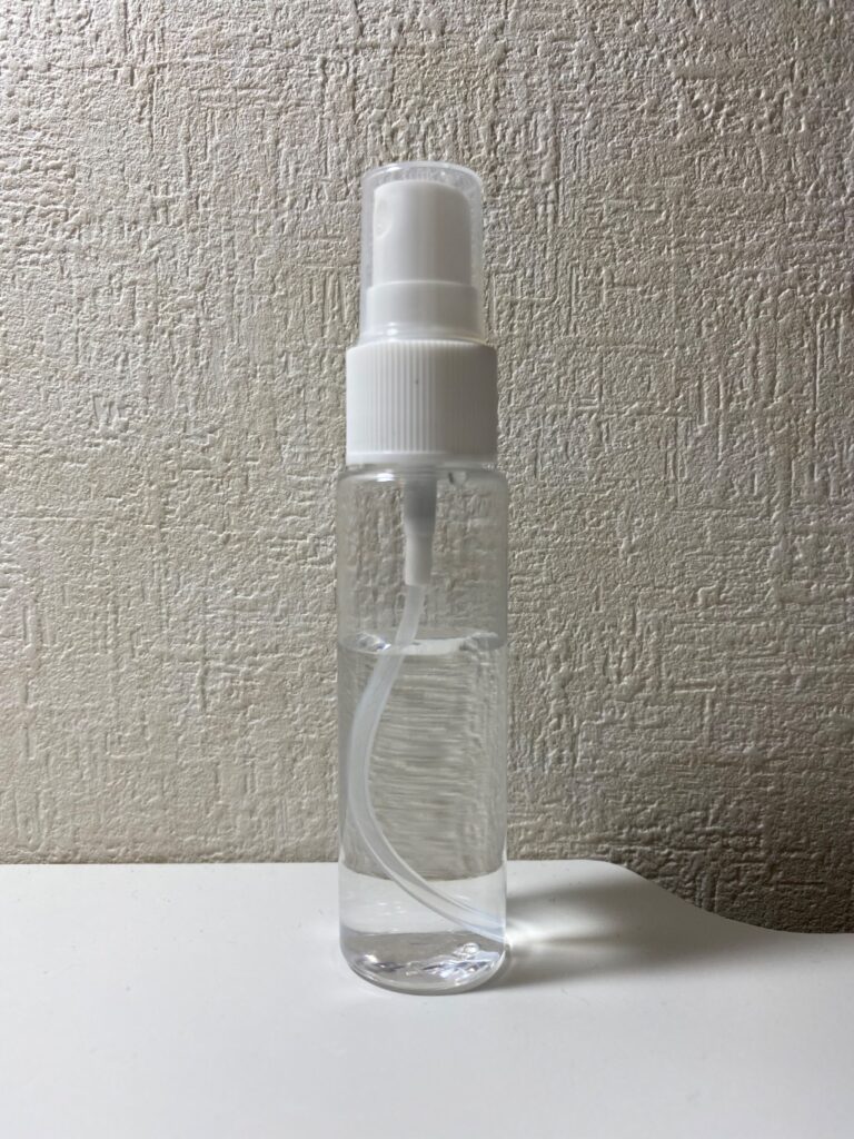 霧吹き セリア 前髪を整える際に使用