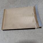 フリマアプリ用発送袋A4タイプ ダイソー フリマアプリで発送に使用します。