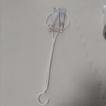 ホコリ・髪の毛を払えるブラシ付ふとんたたき ダイソー ふとんたたき