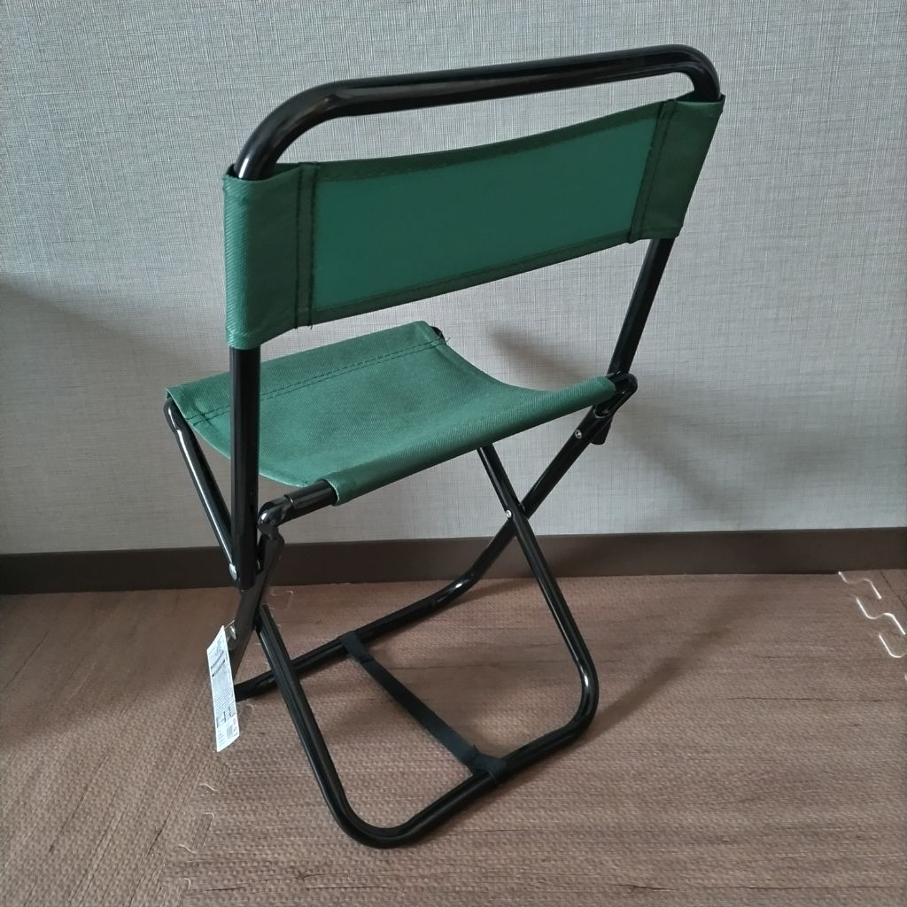 レジャーイス　背もたれ付きをダイソーで購入した口コミ写真（2枚目）