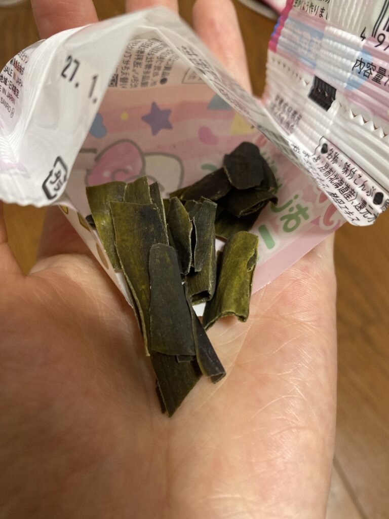 おしゃぶりこんぶをダイソーで購入した口コミ写真（3枚目）