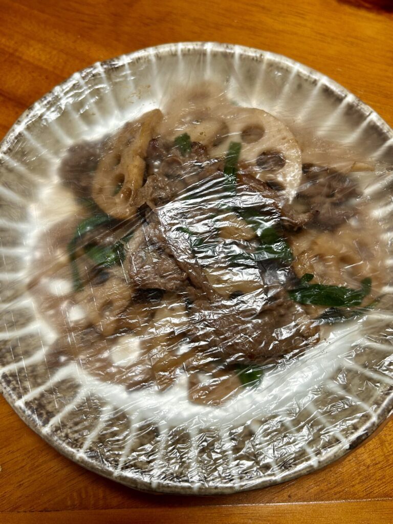 サッとかぶせる！食品用カバーをワッツで購入した口コミ写真（3枚目）