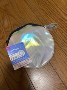 クールネックバンドがピッタリ入る？！