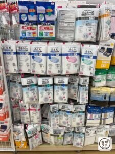 ロングコート収納袋の100均売り場写真